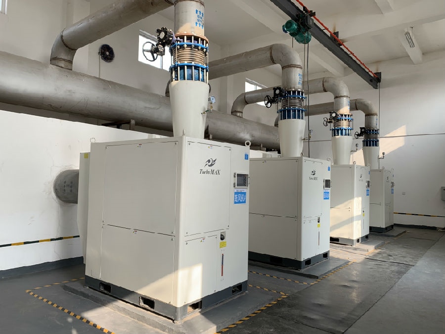 宁夏永宁县望远第二污水厂，气悬浮风机数量4台，日产能2万m³日